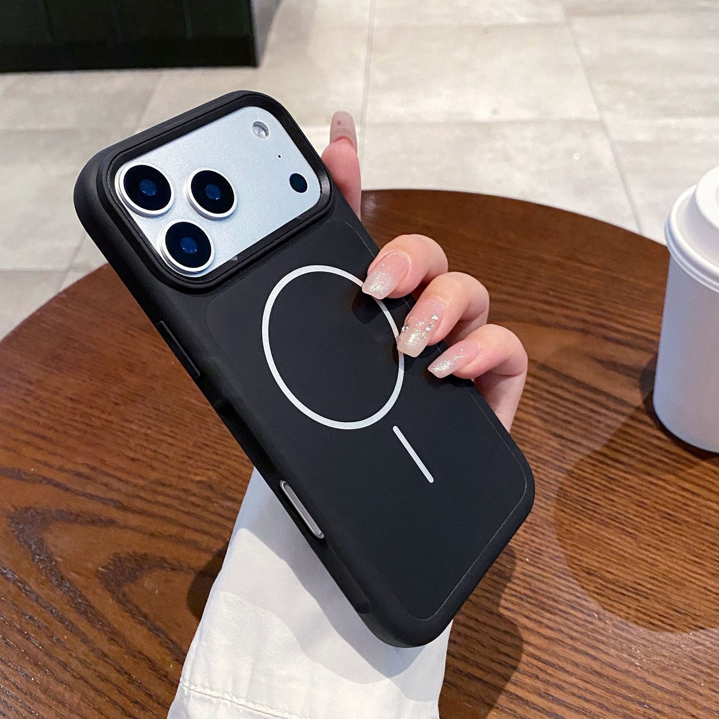 New Matte Skin-Feel Silicone Anti-Fall Phone Case for iPhone 17 Pro Max